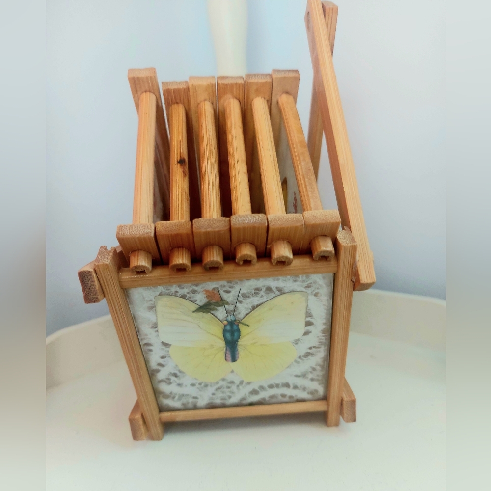 🦋 Vintage butterfly bamboo coaster set - Picture 3 of 8